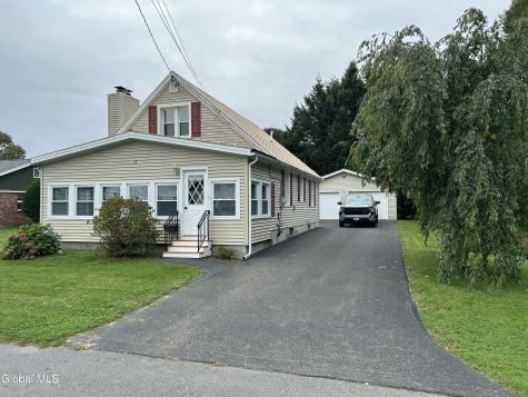 29 Fay Street Gloversville NY 12078