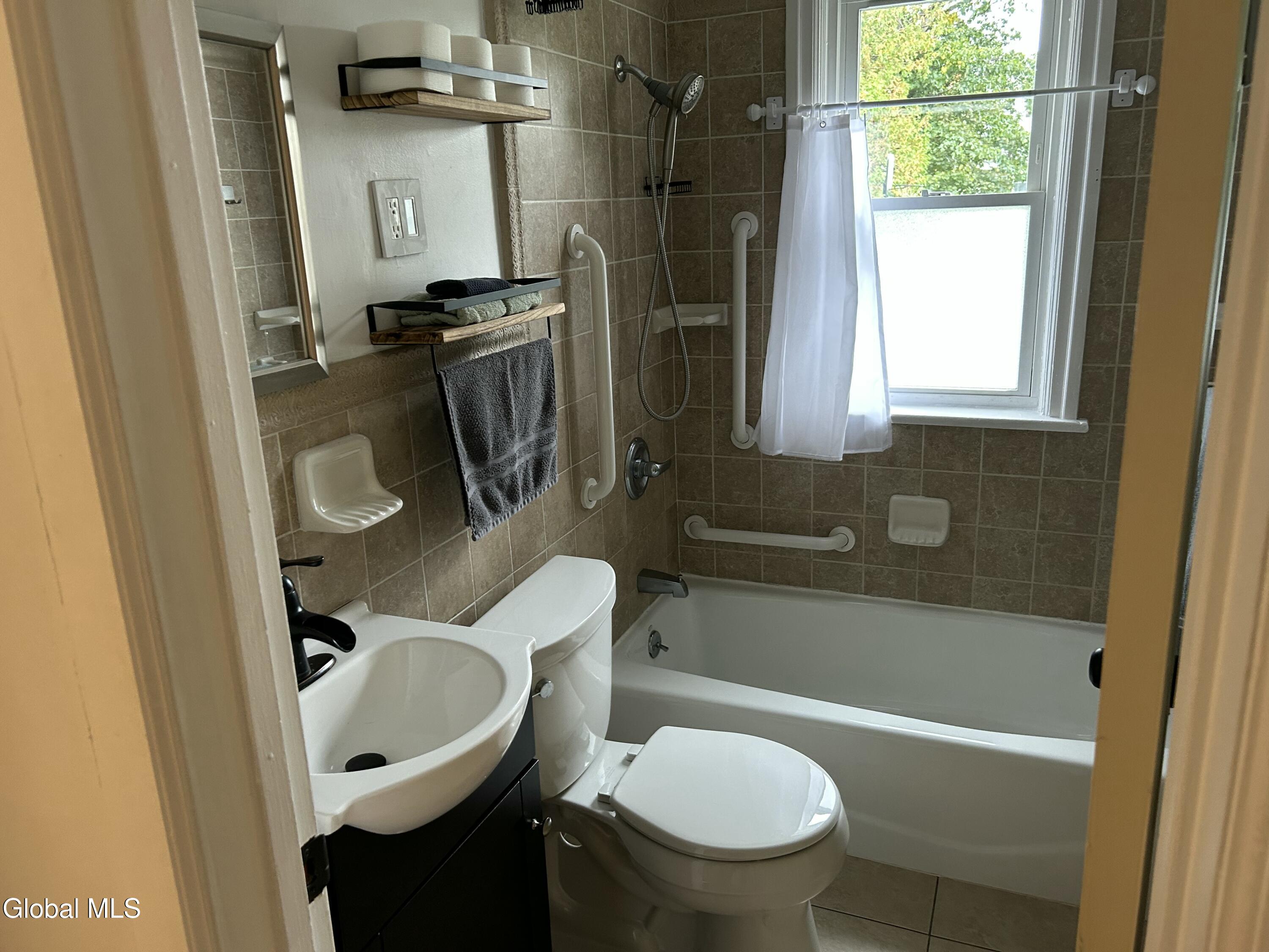 29 Fay Street Gloversville NY 12078