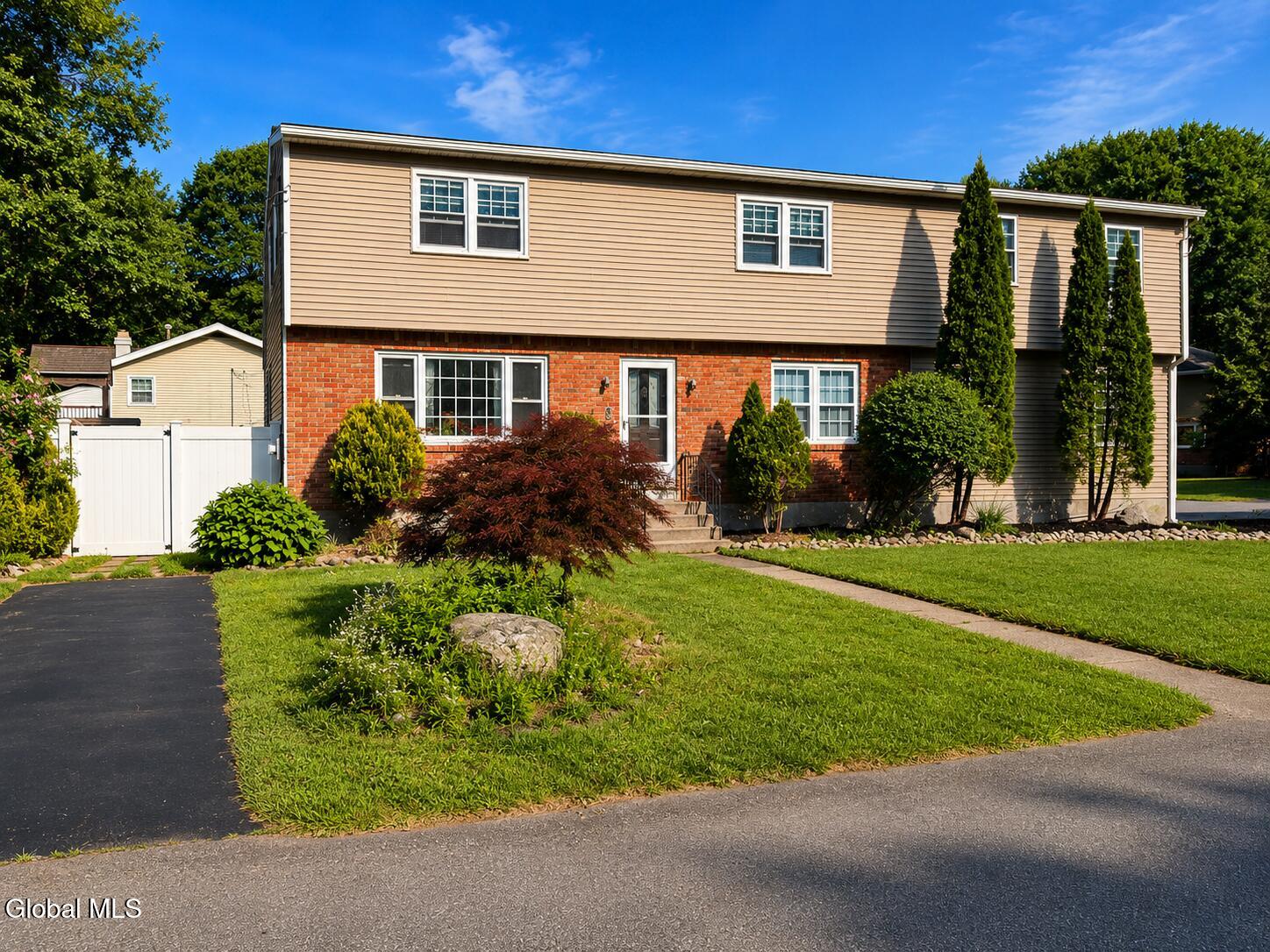 Latham NY, 8 Emerson Drive