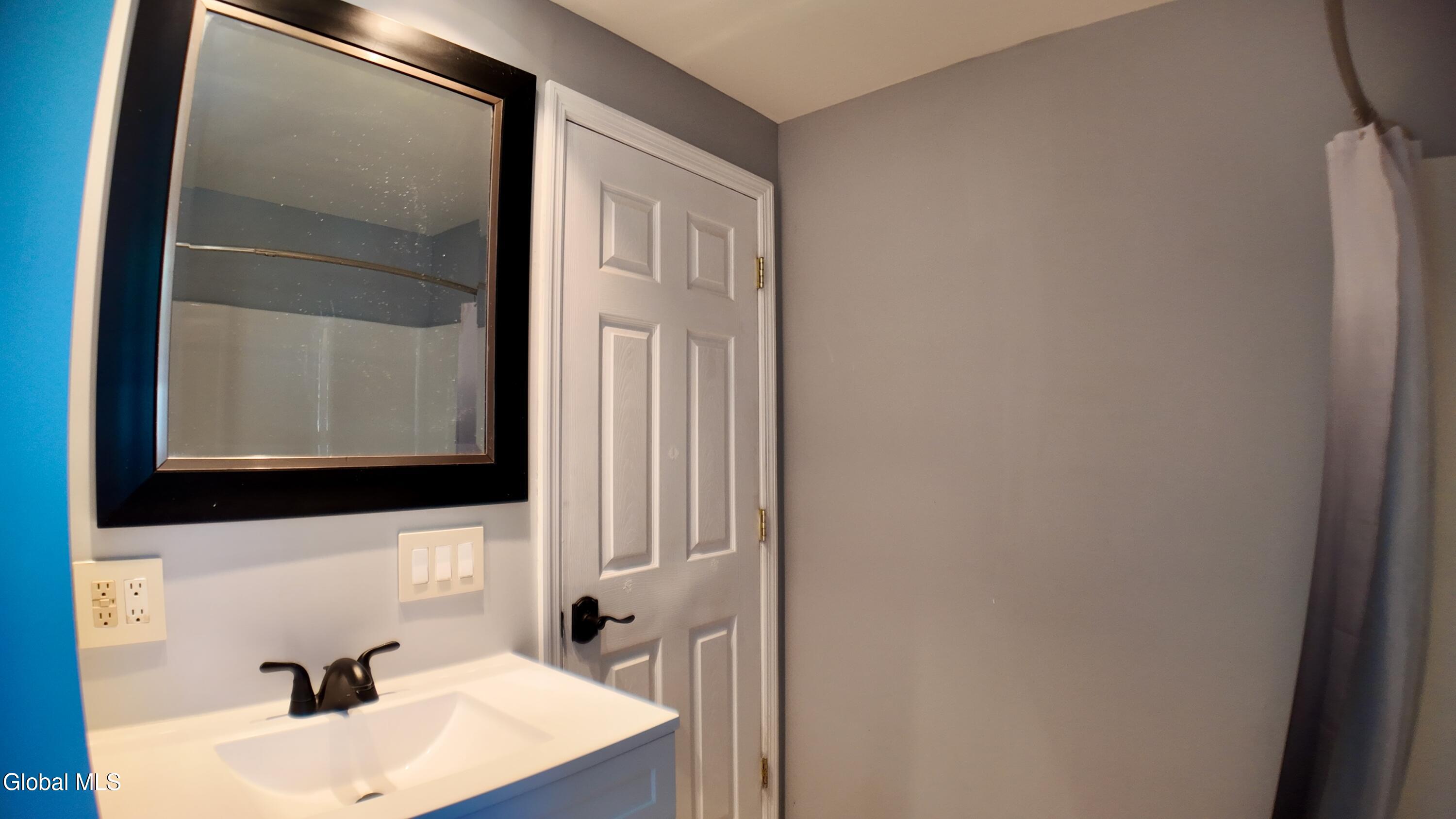 8 Emerson Drive Latham NY 12110