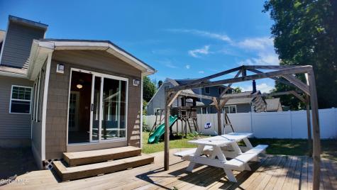 8 Emerson Drive Latham NY 12110