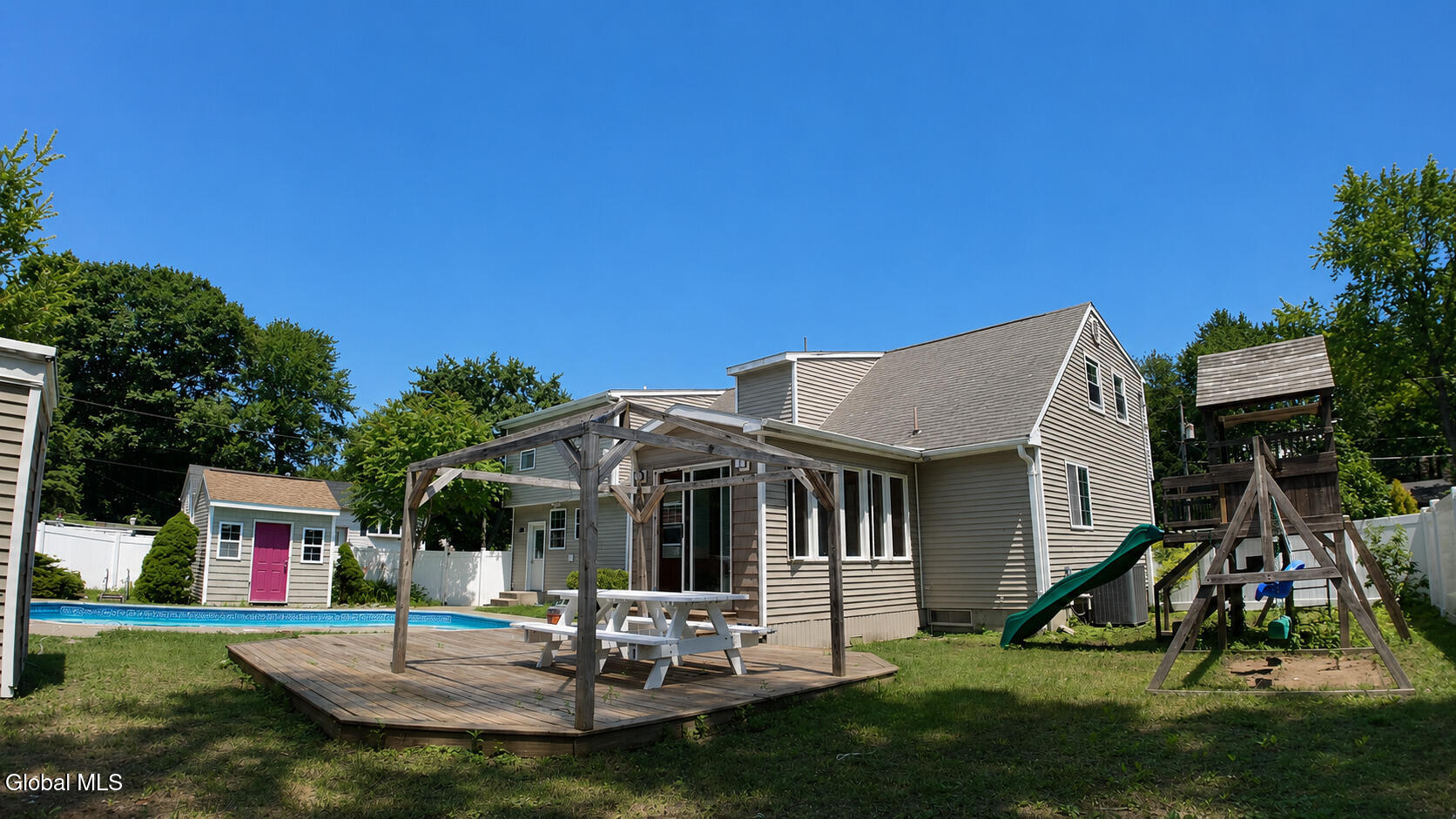 8 Emerson Drive Latham NY 12110