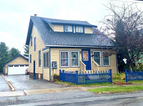 20 Easterly Street Gloversville NY 12078