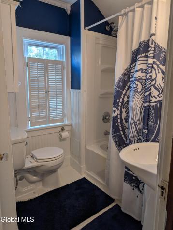 20 Easterly Street Gloversville NY 12078