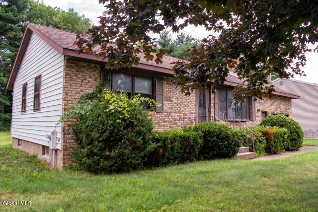 11 Melissa Court Albany NY 12205