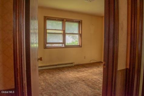 11 Melissa Court Albany NY 12205
