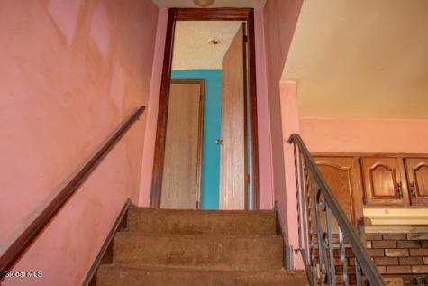 11 Melissa Court Albany NY 12205