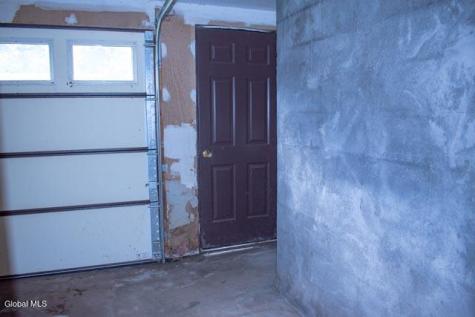 11 Melissa Court Albany NY 12205