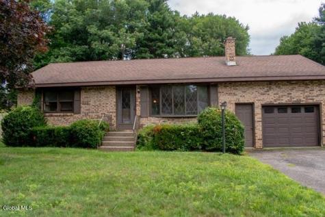 11 Melissa Court Albany NY 12205