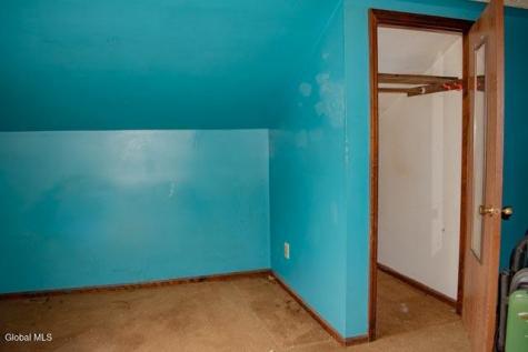 11 Melissa Court Albany NY 12205