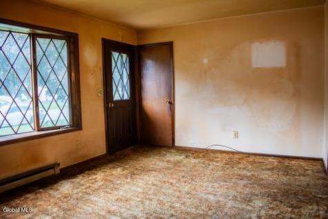 11 Melissa Court Albany NY 12205