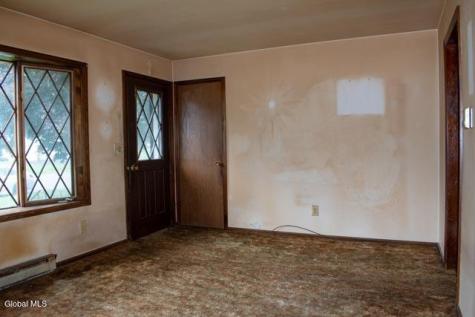 11 Melissa Court Albany NY 12205
