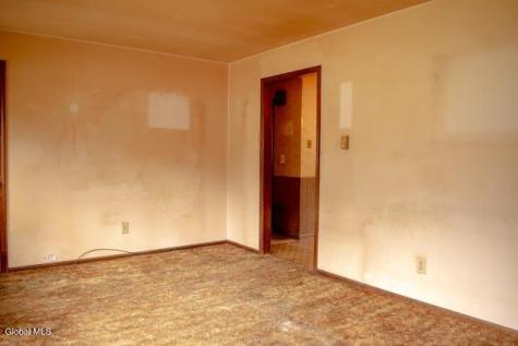 11 Melissa Court Albany NY 12205