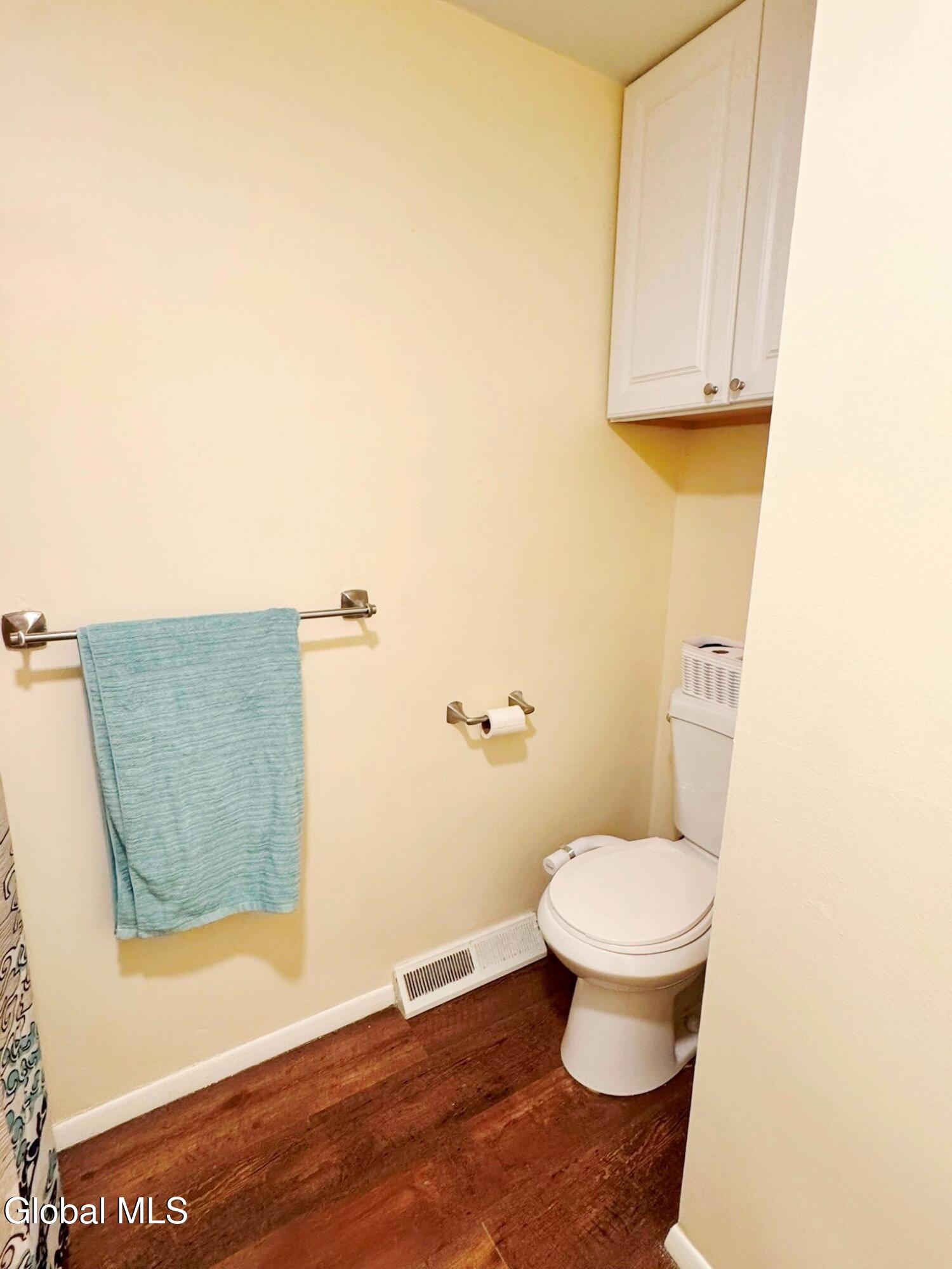 26 Knobhill Road Averill Park NY 12018