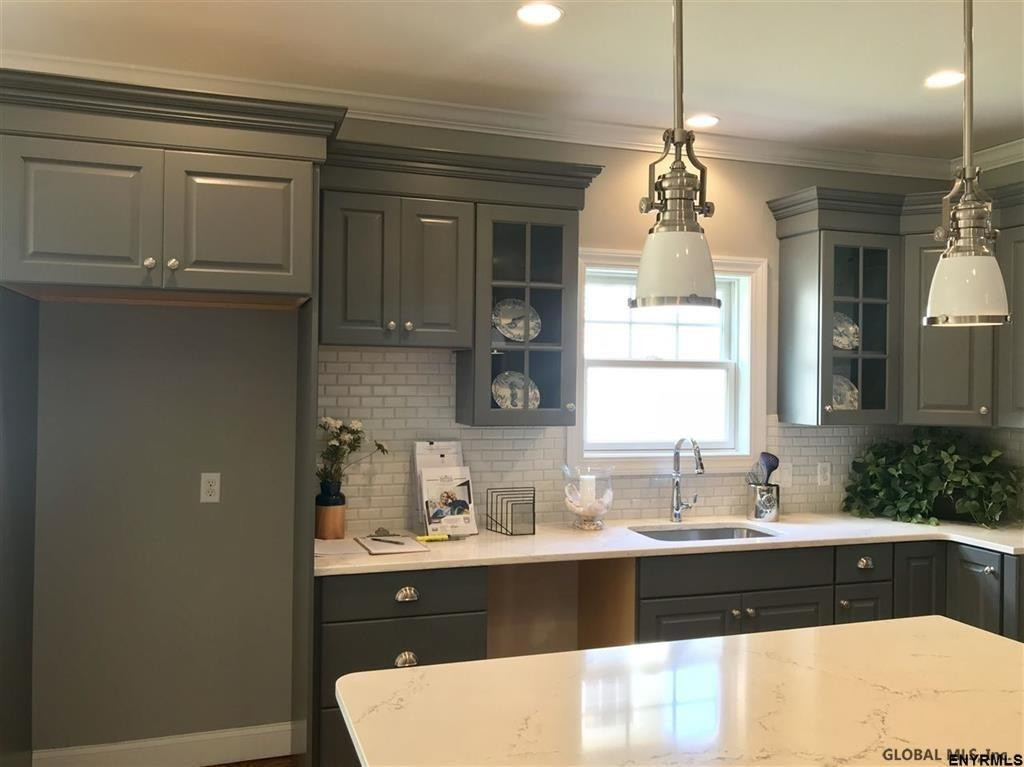 21 Harbor Lane Cohoes NY 12047