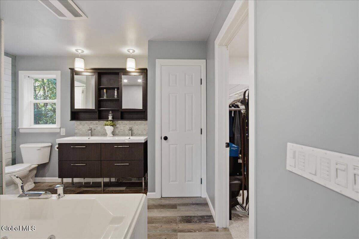 1805 Amsterdam Road Ballston Spa NY 12020