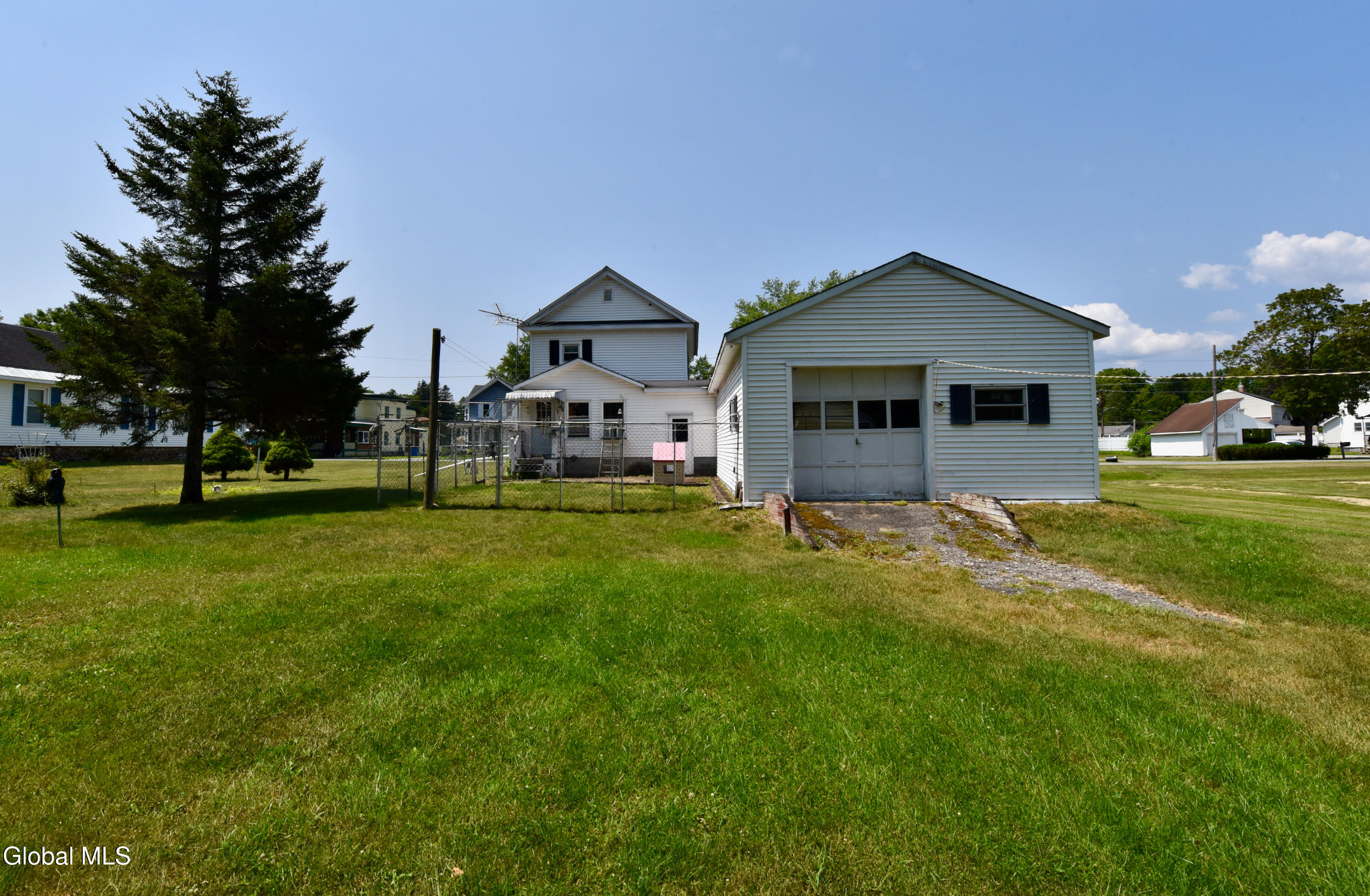 20 Thompson Street Broadalbin NY 12025