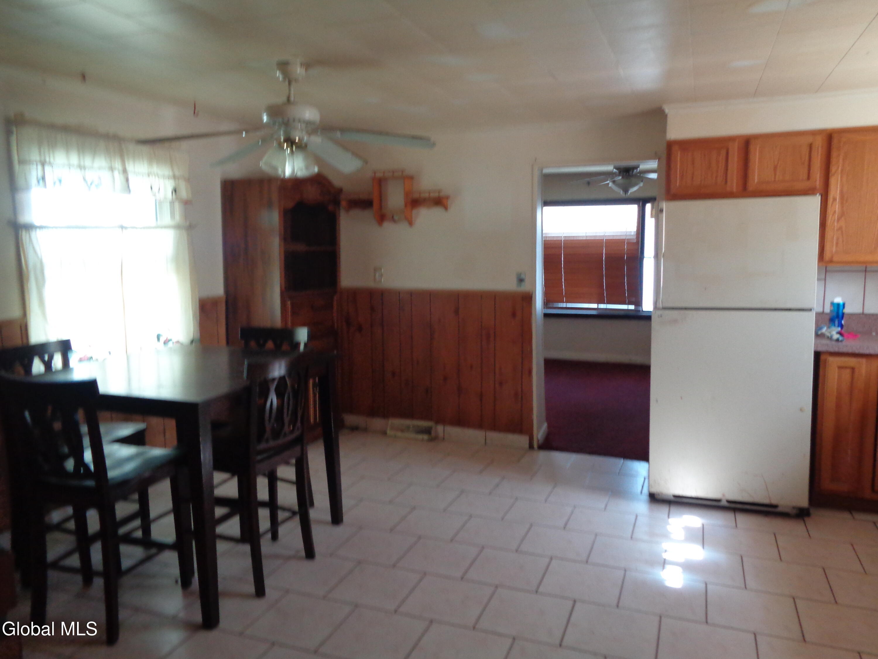 1552 4th Avenue Schenectady NY 12303