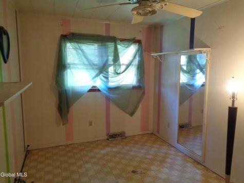 1552 4th Avenue Schenectady NY 12303