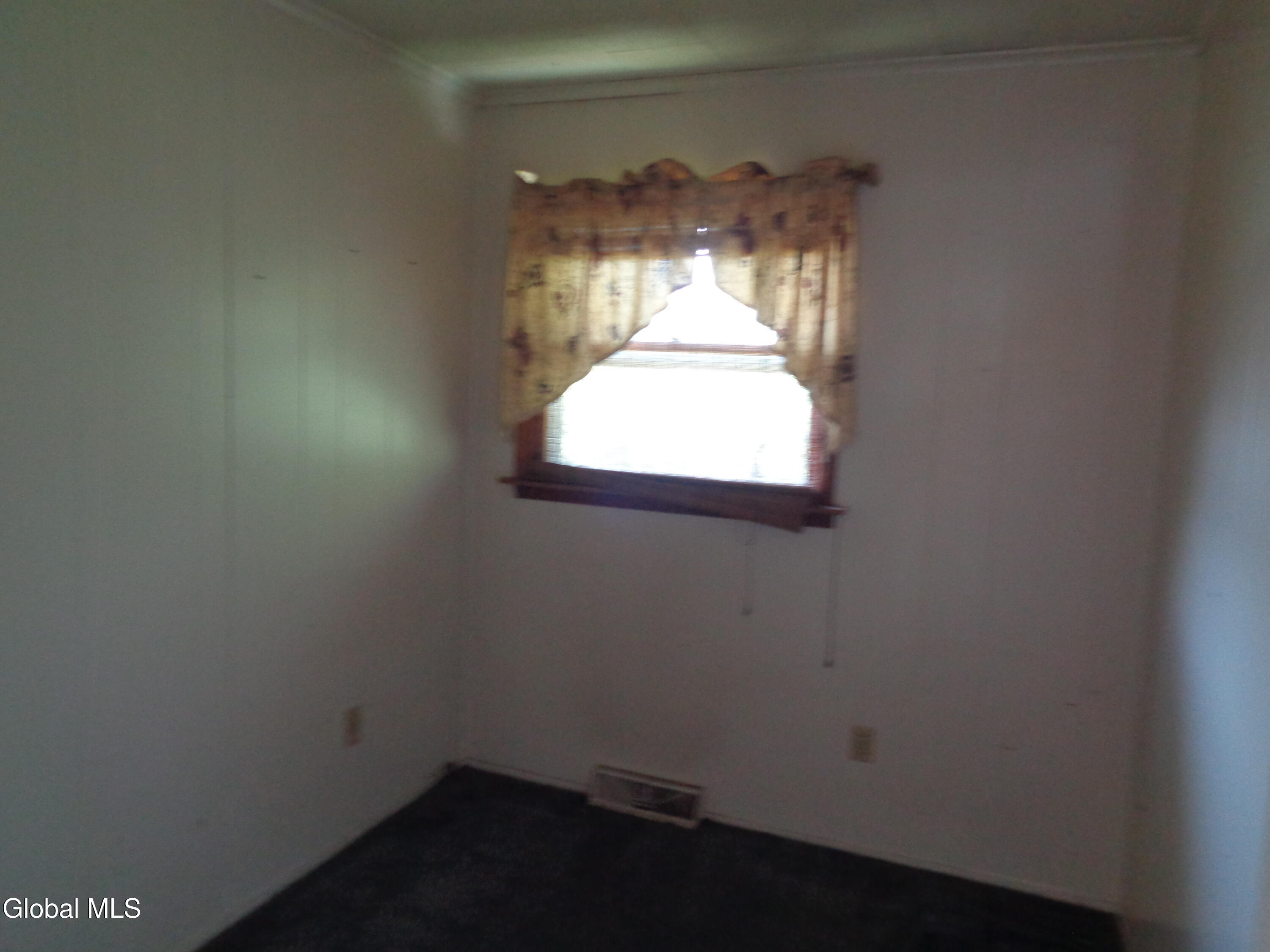 1552 4th Avenue Schenectady NY 12303