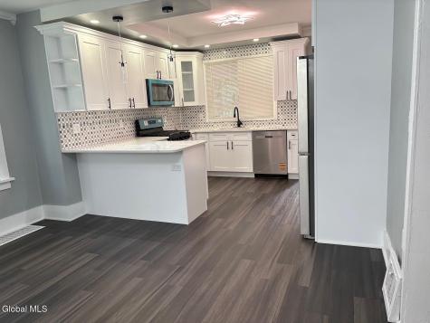 844 Harrison Avenue Schenectady NY 12306