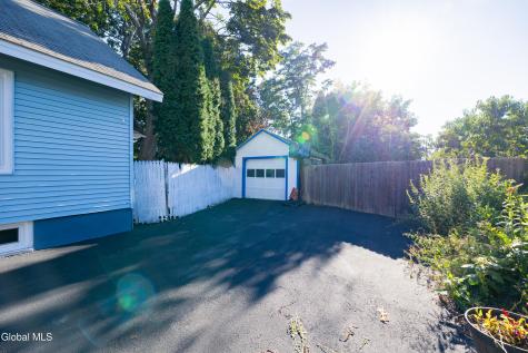 844 Harrison Avenue Schenectady NY 12306