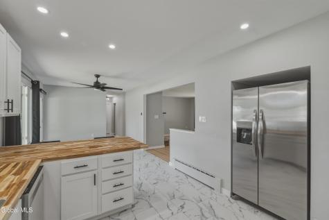 10 Kasper Drive Loudonville NY 12211