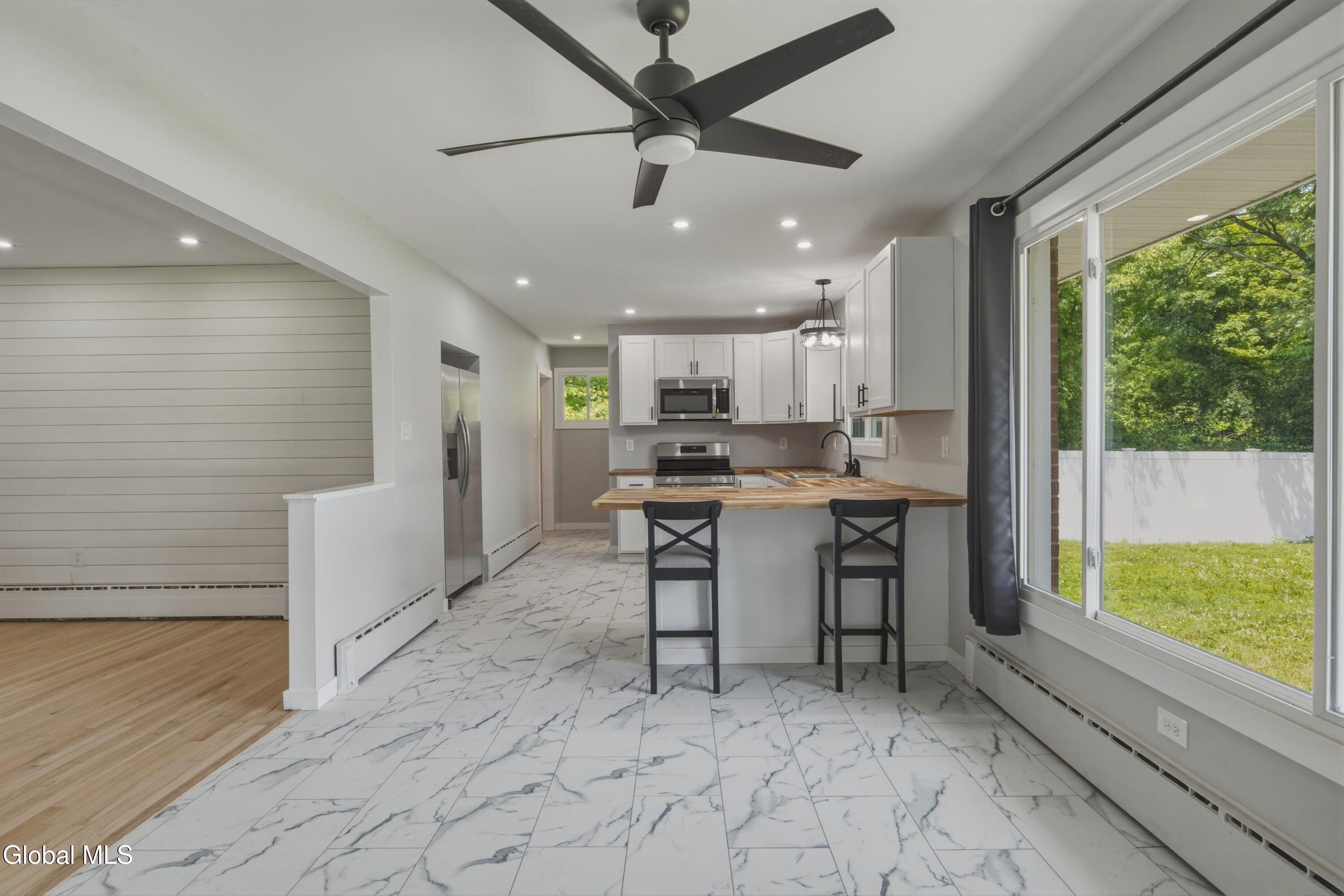 10 Kasper Drive Loudonville NY 12211
