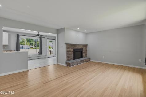 10 Kasper Drive Loudonville NY 12211