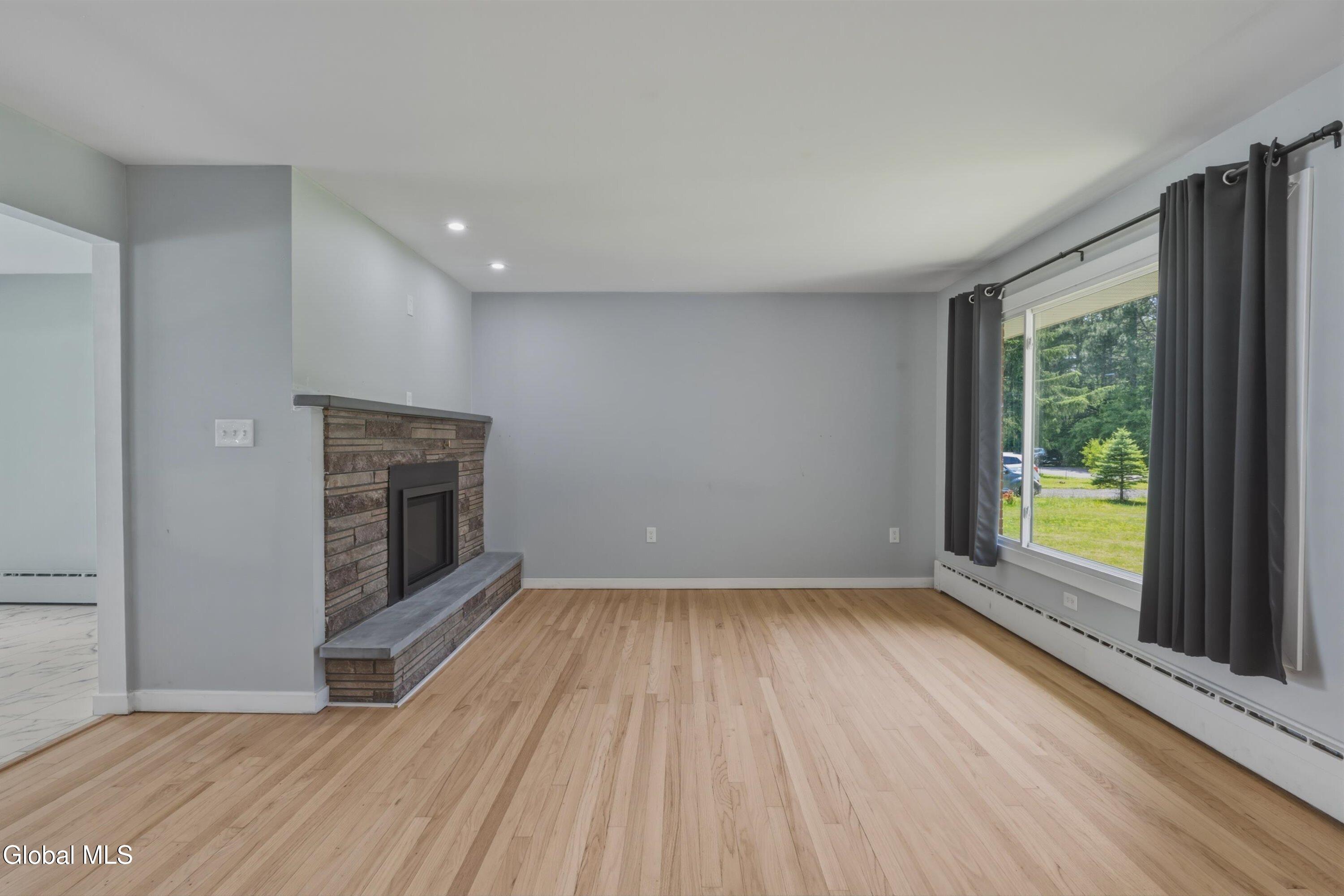 10 Kasper Drive Loudonville NY 12211