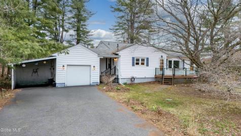 2063 County Highway 107 Amsterdam NY 12010