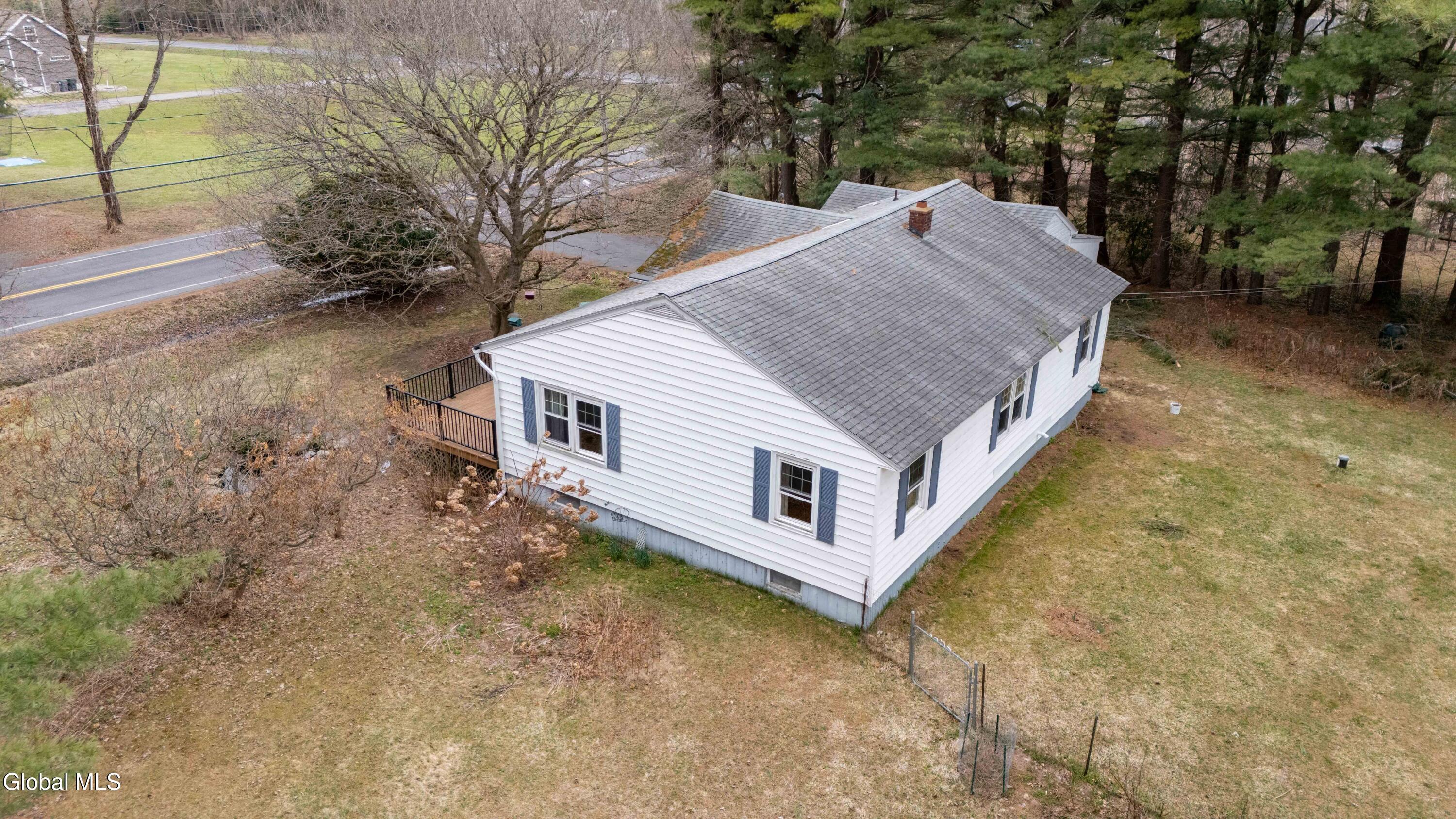 2063 County Highway 107 Amsterdam NY 12010