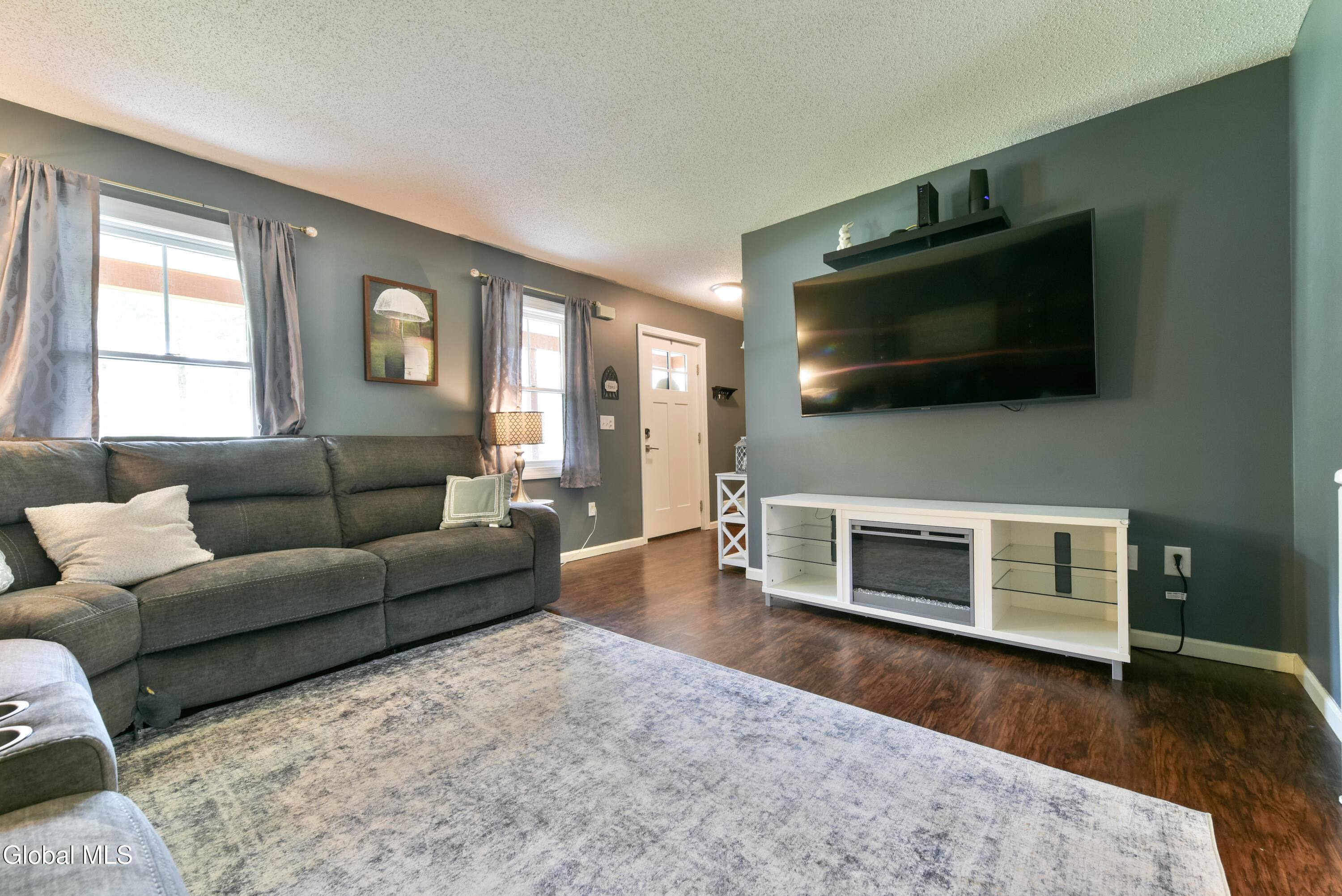 206 Lisa Drive Gansevoort NY 12831