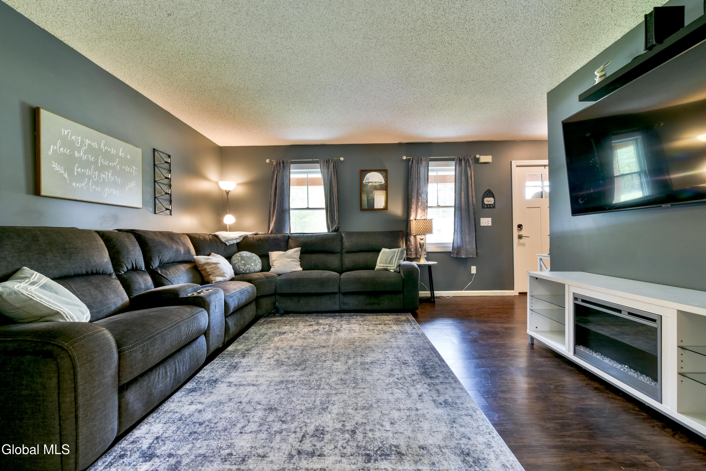 206 Lisa Drive Gansevoort NY 12831