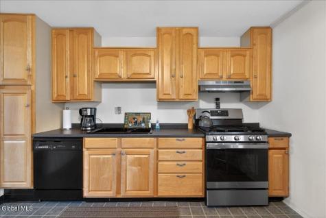 10 Geyser Road Saratoga Springs NY 12866