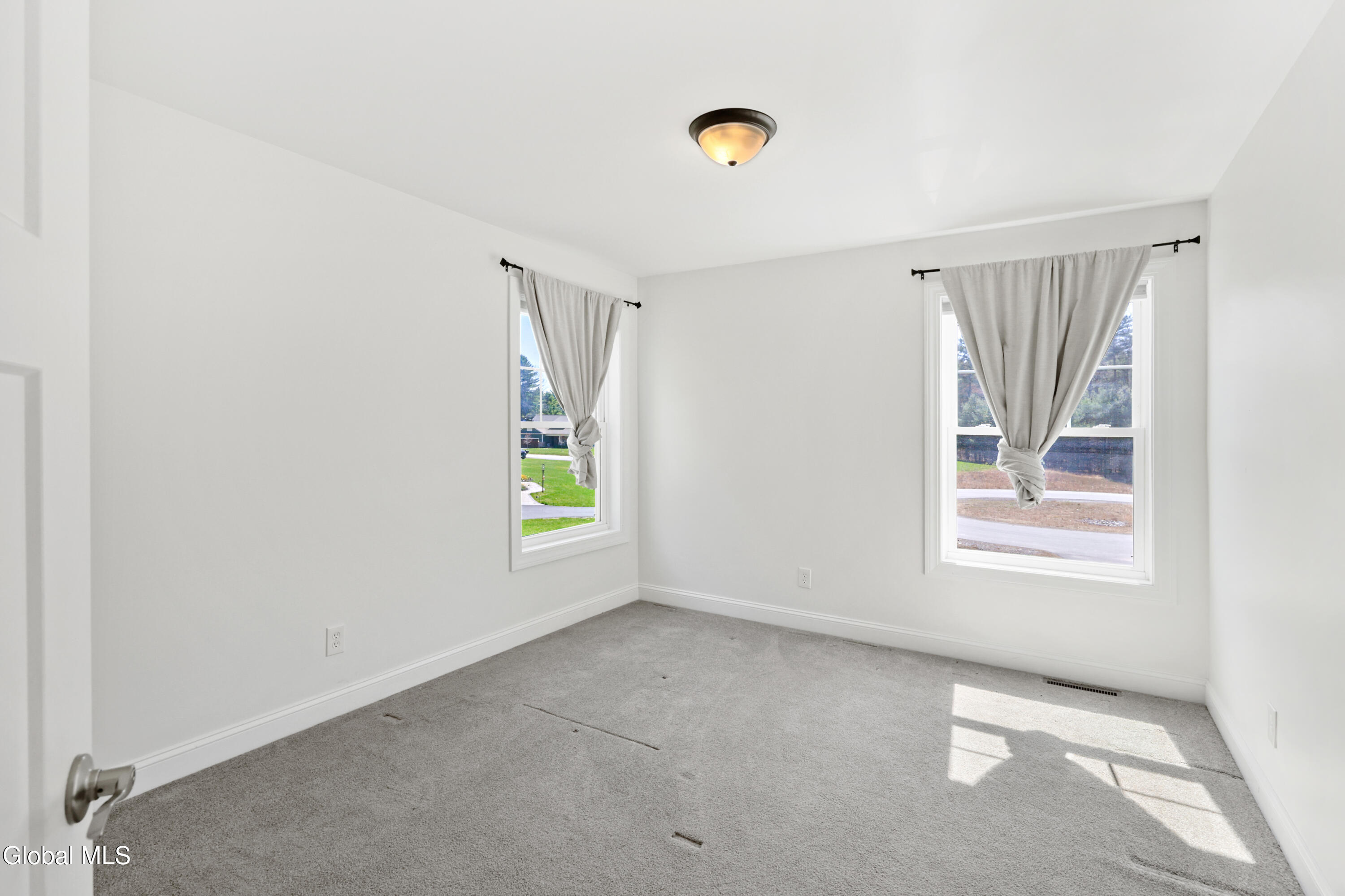 6 Pine Bark Place Wilton NY 12866
