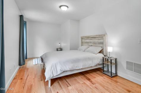 6 Pine Bark Place Wilton NY 12866