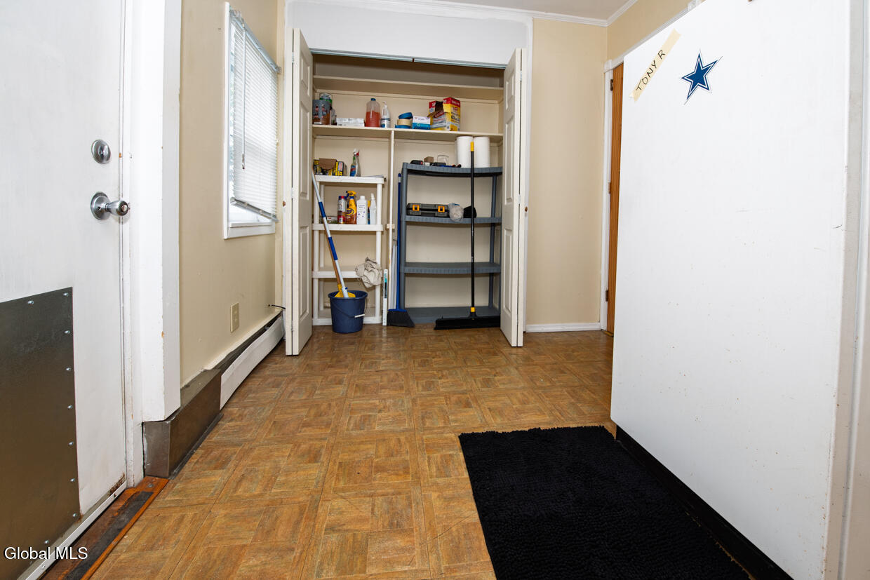 12 Jase Court Albany NY 12208