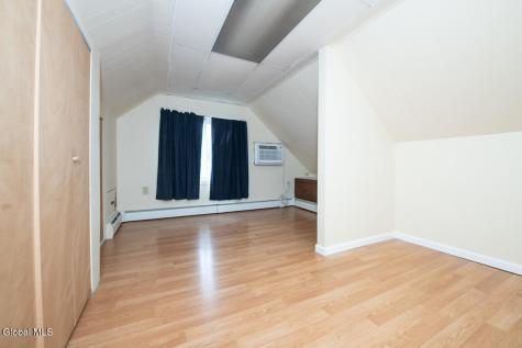 12 Jase Court Albany NY 12208