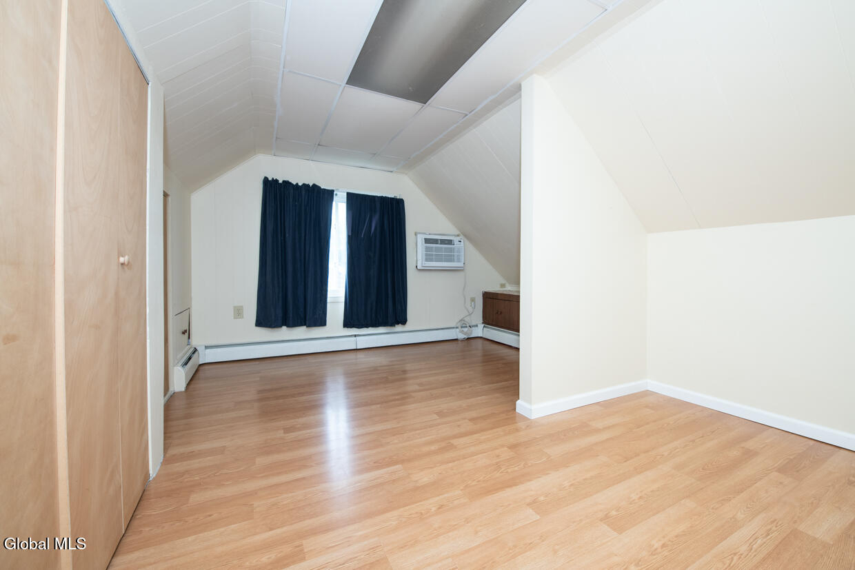 12 Jase Court Albany NY 12208
