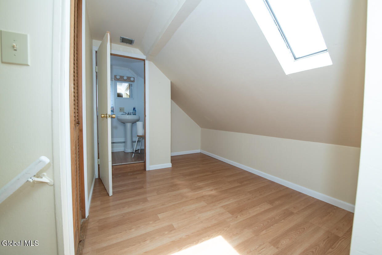 12 Jase Court Albany NY 12208