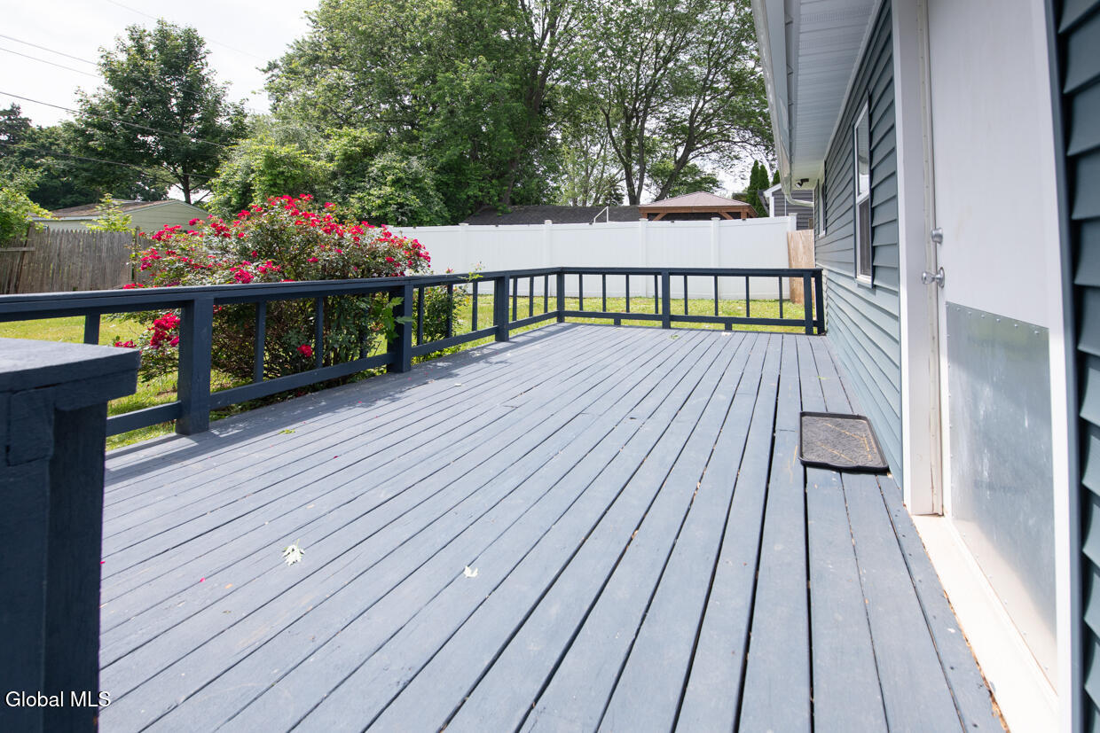 12 Jase Court Albany NY 12208