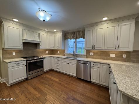 199 Ashdown Road Ballston Lake NY 12019