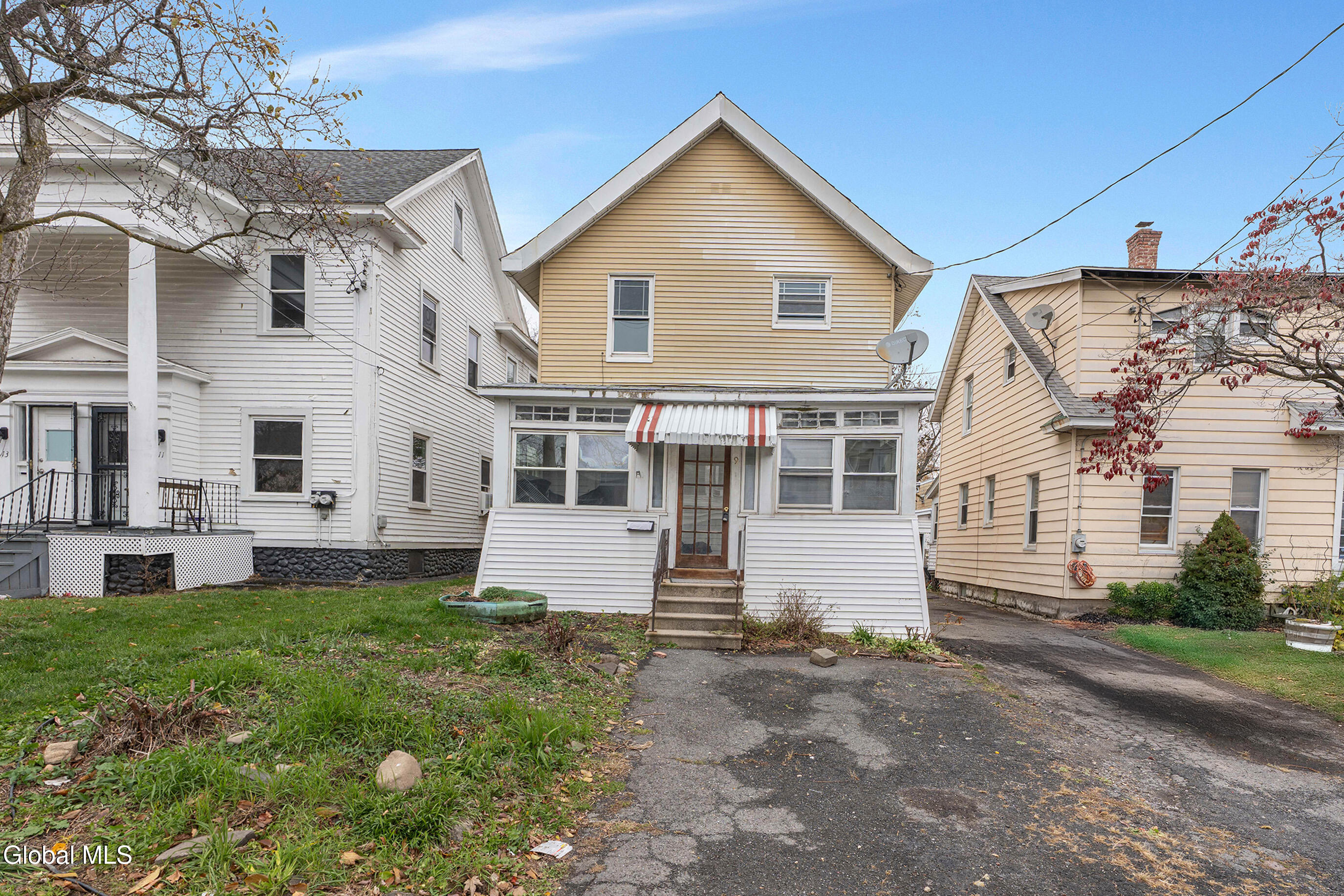 9 Lawn Avenue Albany NY 12204