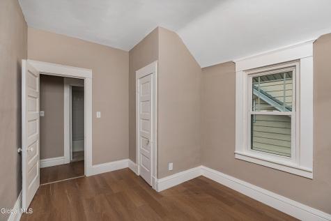 9 Lawn Avenue Albany NY 12204