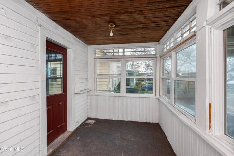 9 Lawn Avenue Albany NY 12204