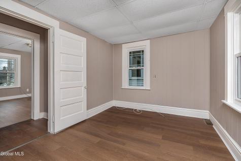 9 Lawn Avenue Albany NY 12204