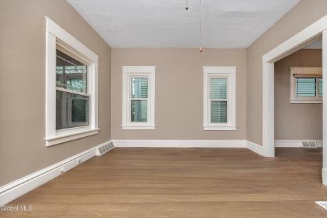 9 Lawn Avenue Albany NY 12204