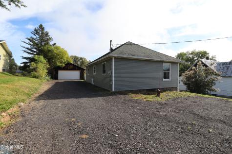 134 Charleston Street Esperance NY 12066