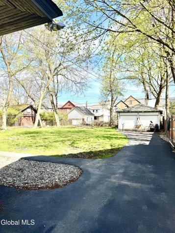 1038 Brierwood Boulevard Schenectady NY 12308